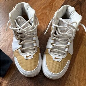 Nike White and Gold Sneakers